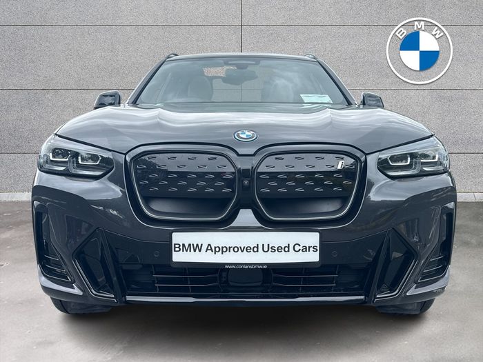 BMW iX3 2024