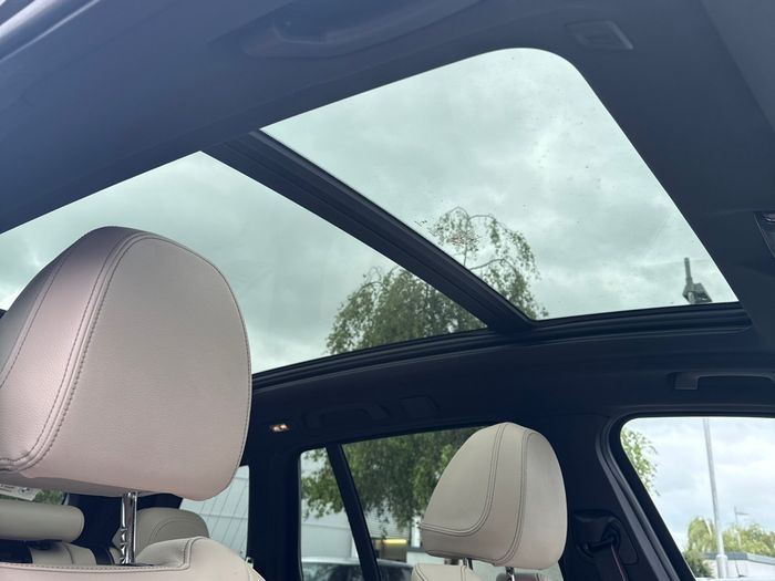BMW iX3 2024