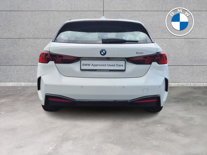 BMW 1 Series 2025