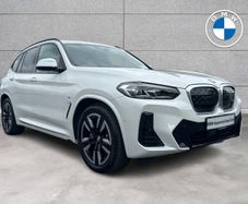 BMW iX3 2025