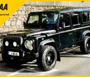 Land Rover Defender 2011