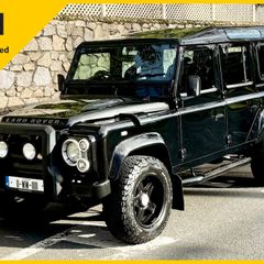 Land Rover Defender 2011