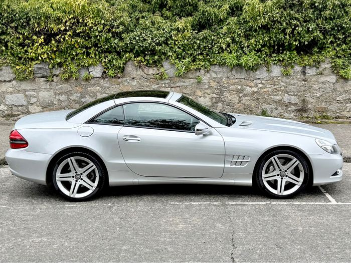 Mercedes-Benz SL-Class 2010