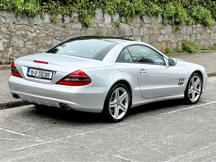 Mercedes-Benz SL-Class 2010