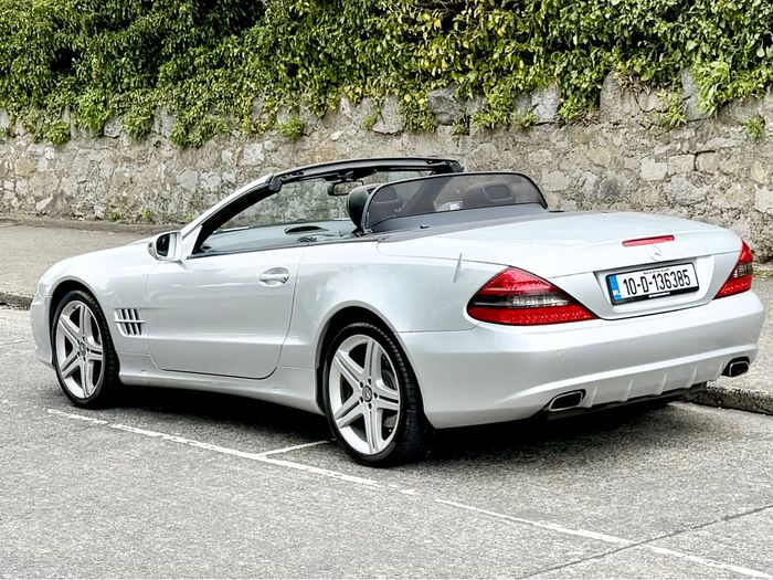 Mercedes-Benz SL-Class 2010
