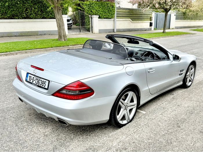 Mercedes-Benz SL-Class 2010