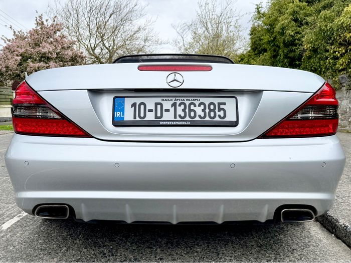 Mercedes-Benz SL-Class 2010