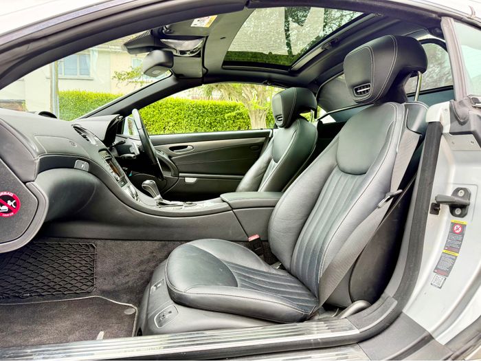 Mercedes-Benz SL-Class 2010