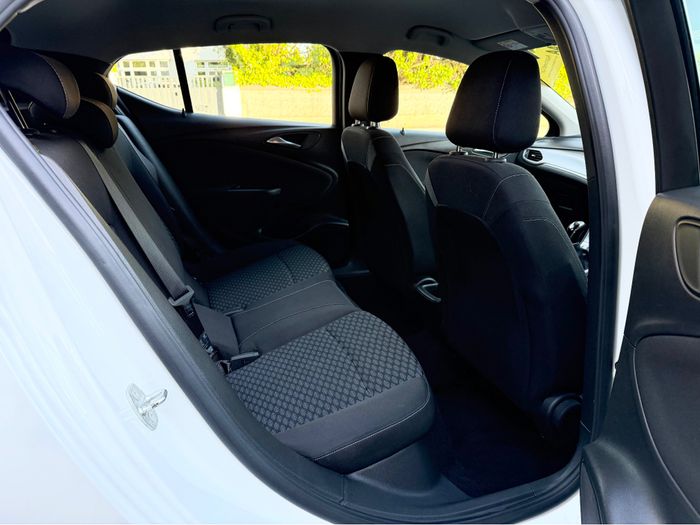 Opel Astra 2019