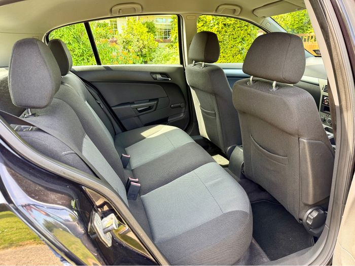 Opel Astra 2006