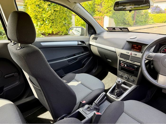 Opel Astra 2006