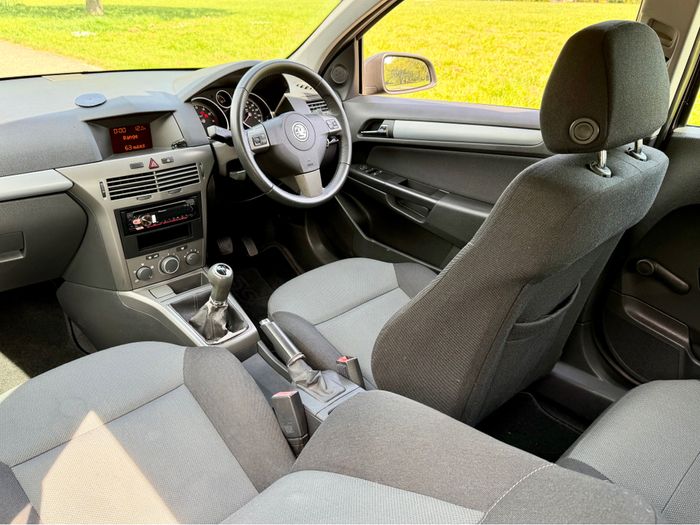 Opel Astra 2006