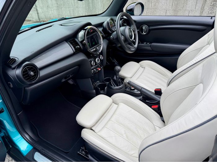 MINI CONVERTIBLE 2018