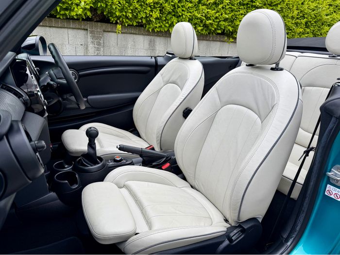 MINI CONVERTIBLE 2018
