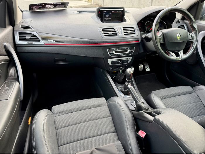 Renault Grand Megane 2015