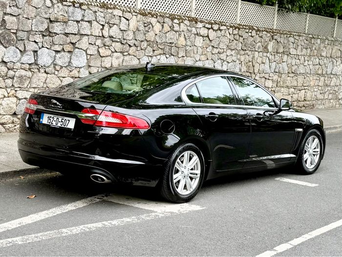 Jaguar XF 2015