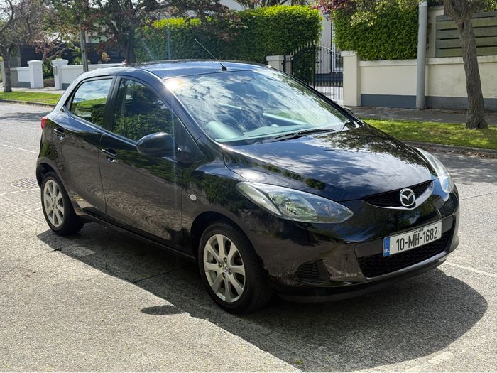 Mazda 2 2010