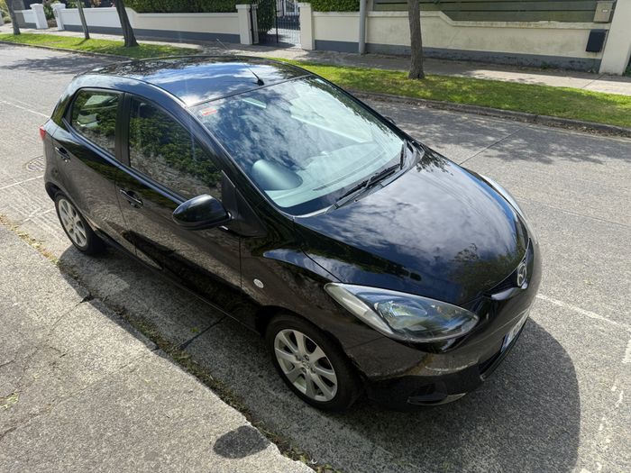 Mazda 2 2010