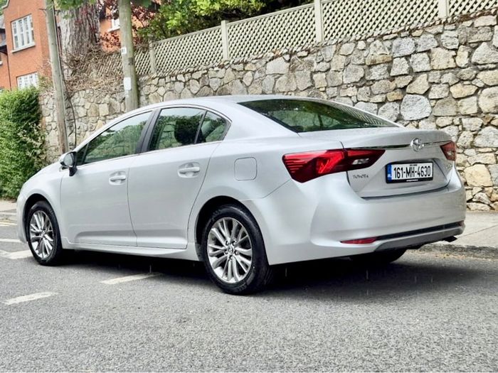 Toyota Avensis 2016