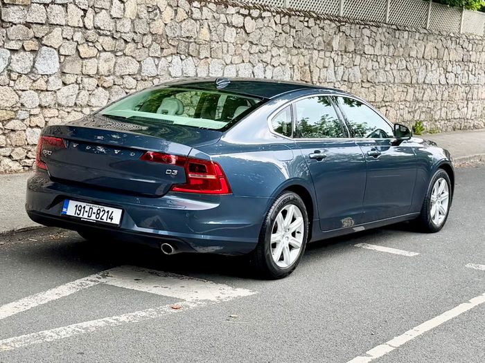 Volvo S90 2019
