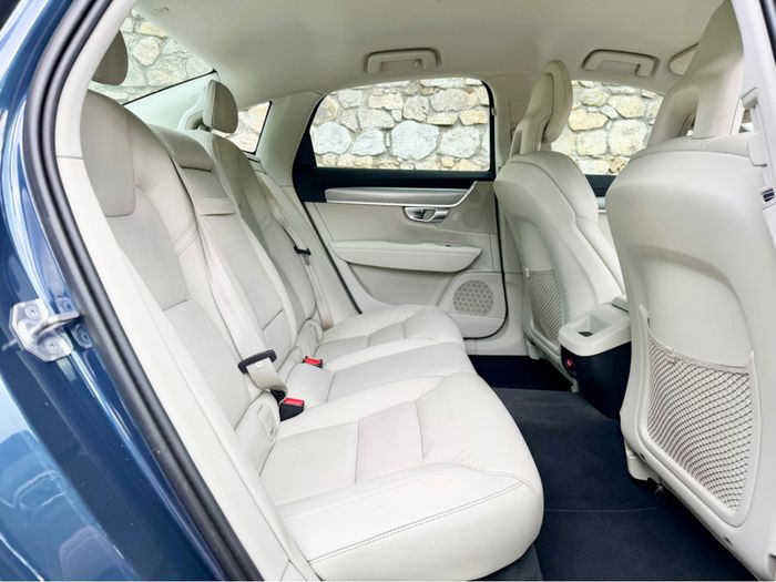 Volvo S90 2019