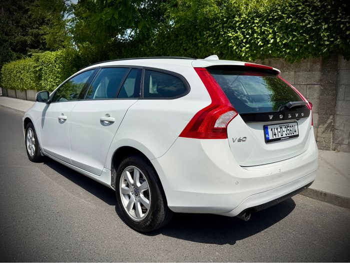 Volvo V60 2014