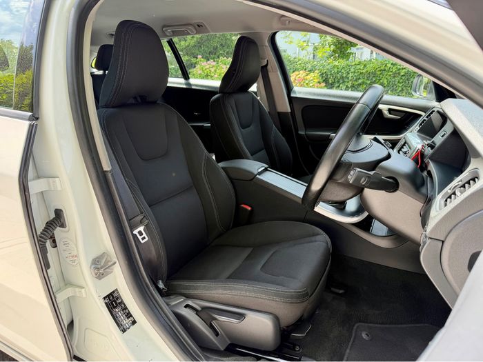 Volvo V60 2014