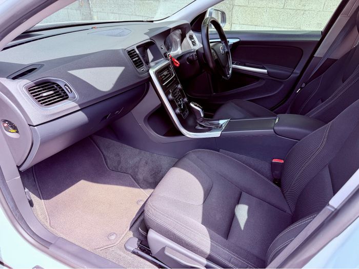 Volvo V60 2014