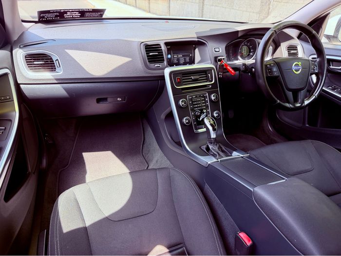 Volvo V60 2014