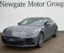 Porsche Panamera 2025