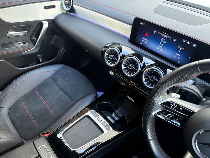 Mercedes-Benz CLA Class 2025