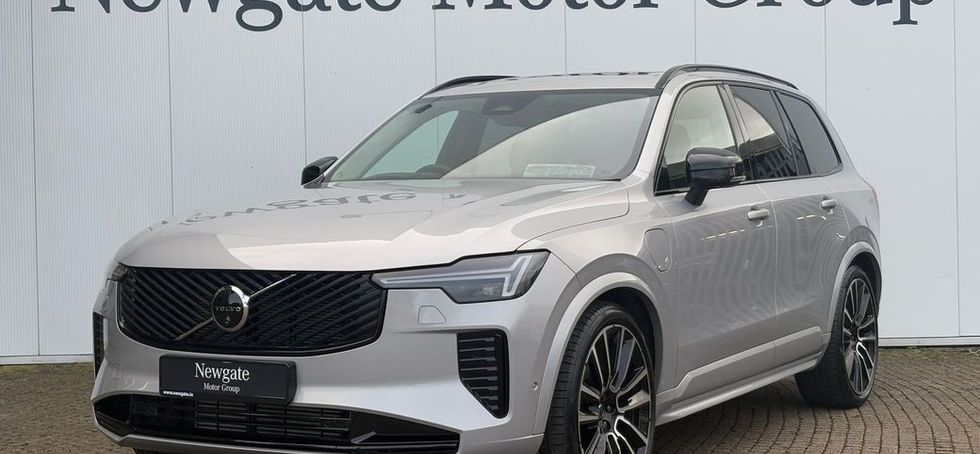 Volvo XC90 2025