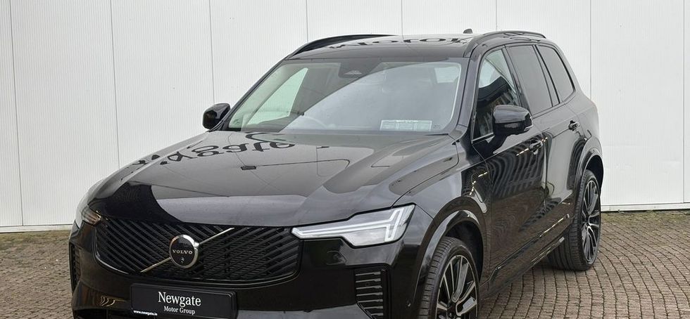 Volvo XC90 2025