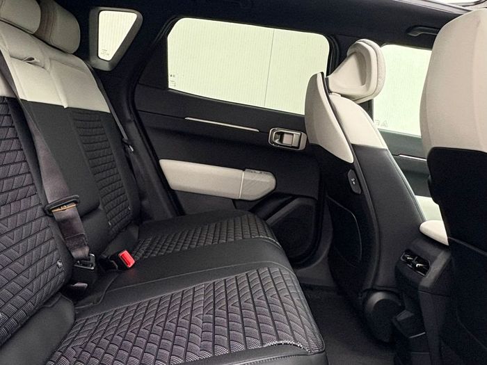 Kia EV4 2025