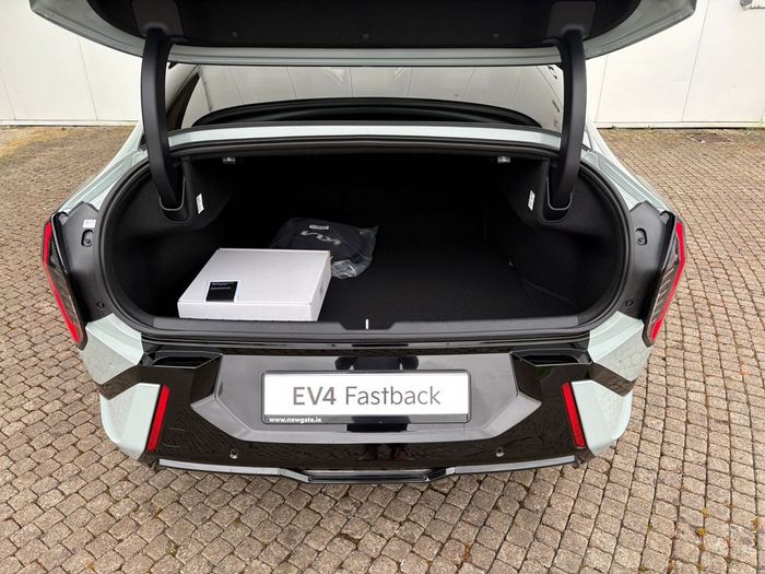 Kia EV4 2026