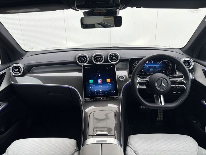 Mercedes-Benz GLC-Class 2025