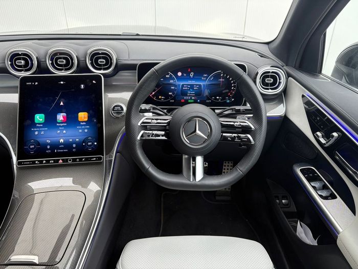 Mercedes-Benz GLC-Class 2025
