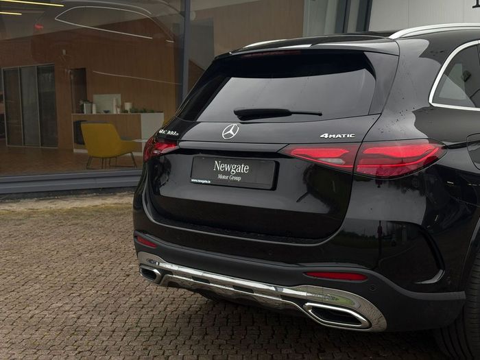 Mercedes-Benz GLC-Class 2025