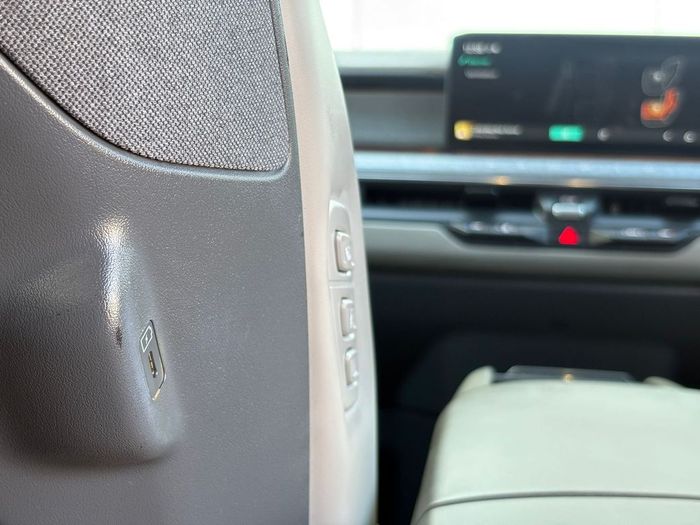Kia EV9 2024