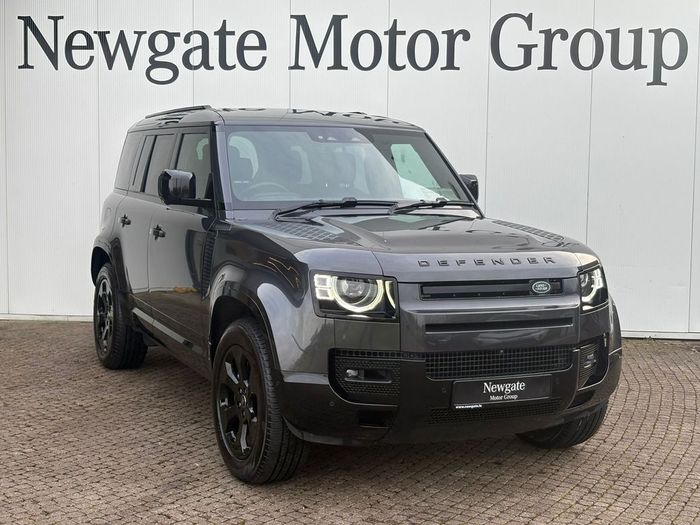 Land Rover Defender 2025