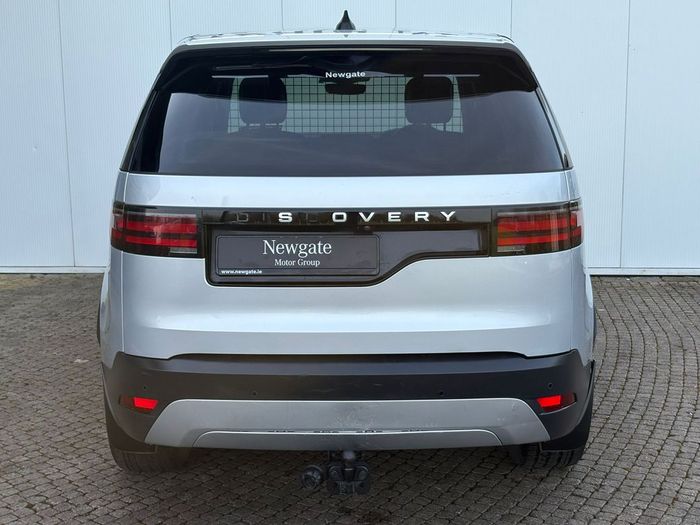 Land Rover Discovery 2024
