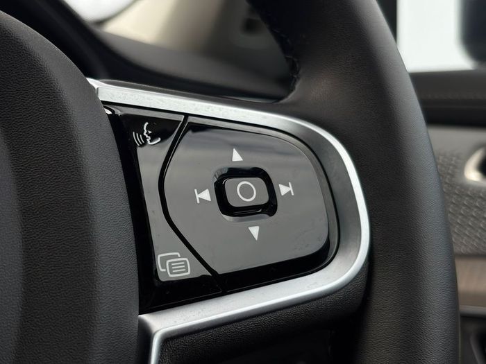 Volvo XC90 2025