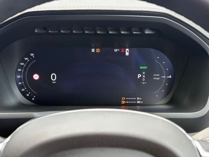 Volvo XC90 2025