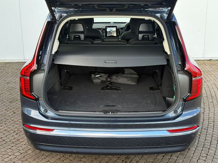 Volvo XC90 2025