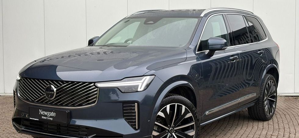Volvo XC90 2025