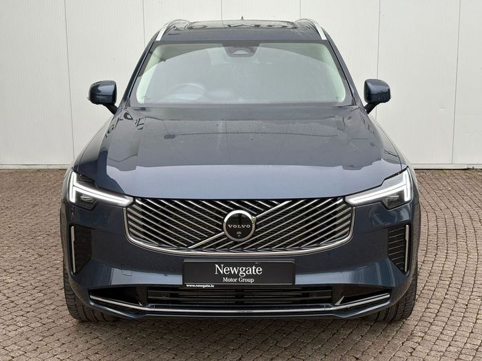 Volvo XC90 2025