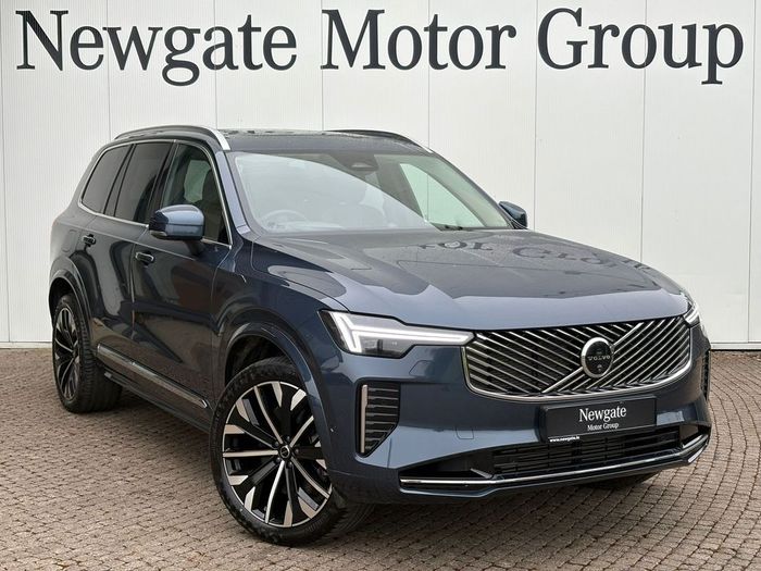 Volvo XC90 2025
