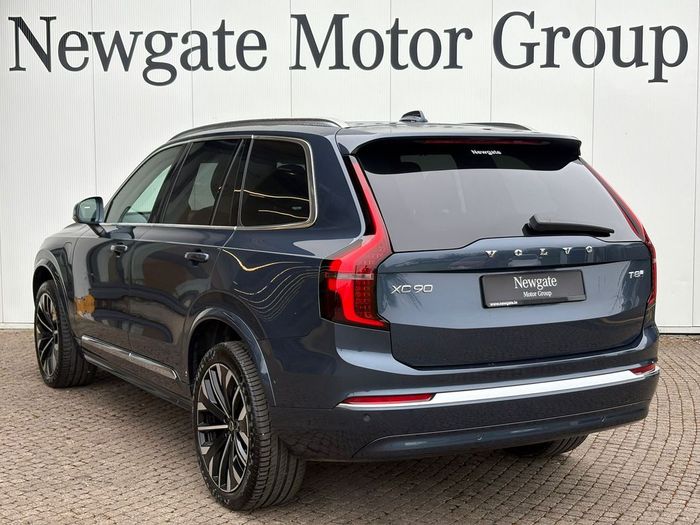 Volvo XC90 2025