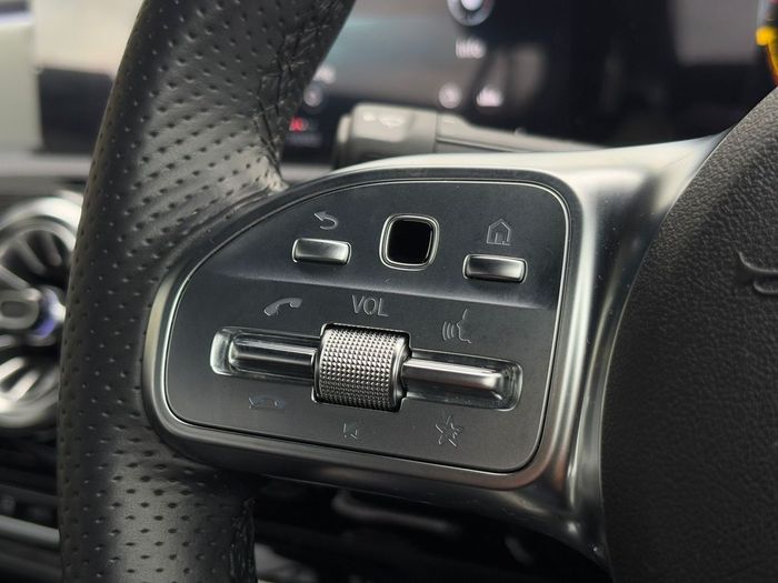 Mercedes-Benz A-Class 2023