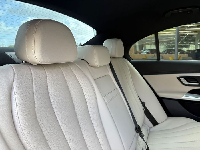 Mercedes-Benz E-Class 2025
